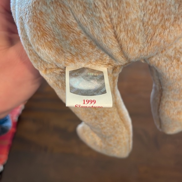 Ty Beanie Baby 1999 Signature Bear - Picture 4 of 4